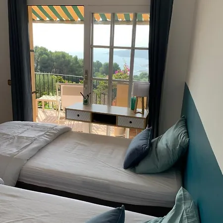 Magnifique Avec Vue Mer 8 Personnes Holiday home Llafranc